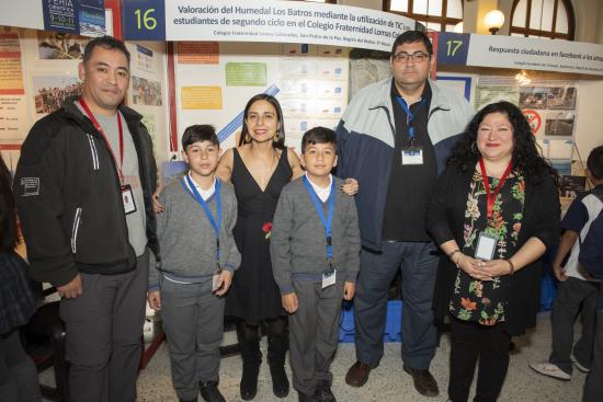 Los ganadores del Primer Lugar de Básica, alumnos del Colegio Fraternidad Lomas Coloradas, de San Pedro de la Paz, región de Biobío.